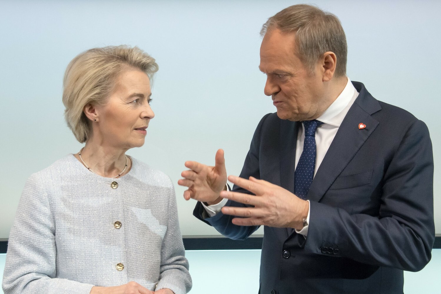 Nagła rozmowa Tuska z szefową KE. Taką przyjęli strategię ws. Trumpa