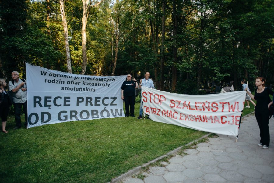 Ekshumacja Arkadiusza Rybickiego. Wdowa po nim dostanie odszkodowanie.