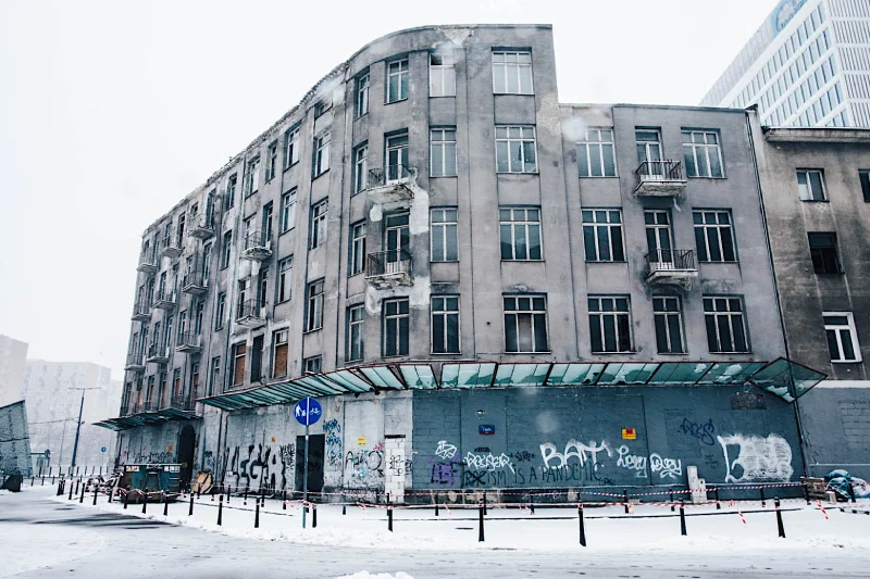 Urbex w Warszawie. Kamienica Lejba Osmosa