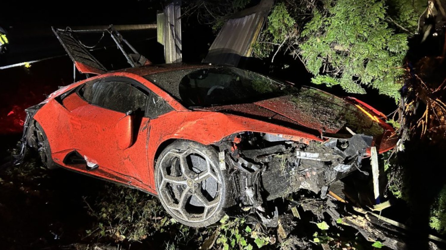 Rozbił Lamborghini za pół miliona dolarów. Właściciel sam dał kluczyki... 13-latkowi.