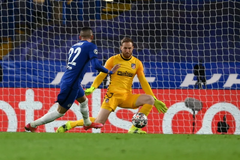 W taki sposób Hakim Ziyech pokonał golkipera Atletico w meczu o ćwierćfinał Ligi Mistrzów