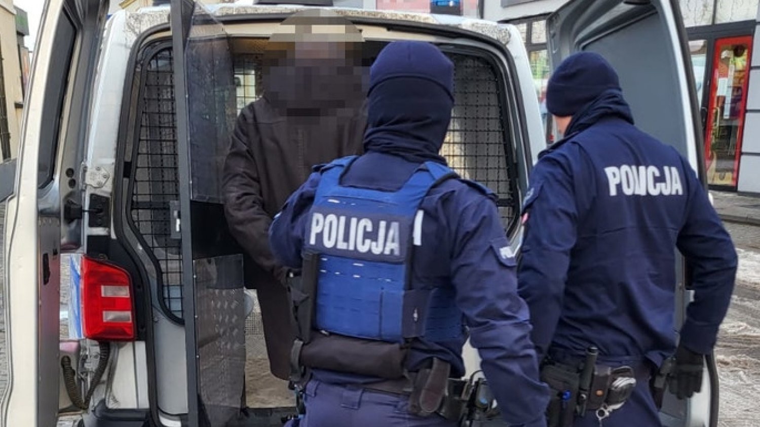 98-latka przechytrzyła mężczyznę, który usiłował wyłudzić od niej pieniądze.