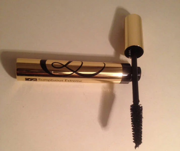 Sumptuous  Extreme Estee Lauder