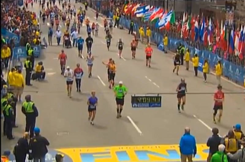 Dwie bomby wybuchły podczas maratonu w Bostonie. Trzy osoby nie żyją