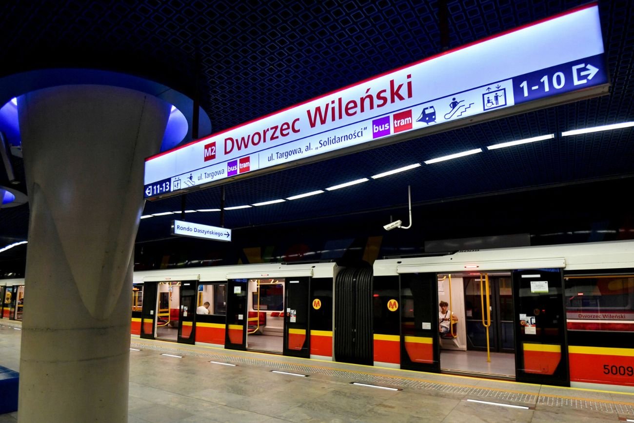 Dramatyczne sceny w metrze.