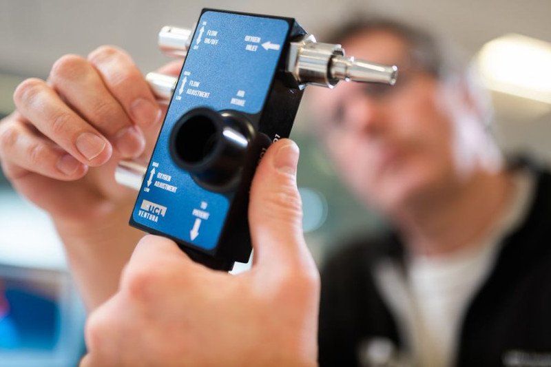 Zespół Mercedes F1 opracował urządzenie, które może zastąpić respirator.