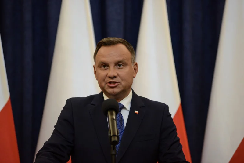 Polacy najbardziej ufają Donaldowi Tuskowi.