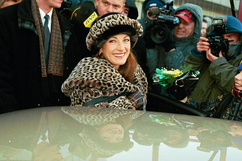 Aktorka Jane Seymour pojawiła się w 1997 roku w Warszawie, by wręczyć nagrodę Przeglądu Reader's Digest.