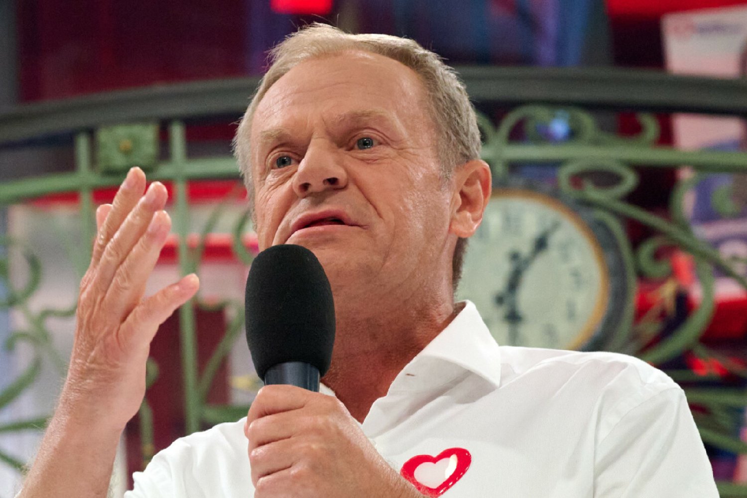 Tusk rzuca mocnymi oskarżeniami. Mówi o wizach dla obywateli Palestyny.