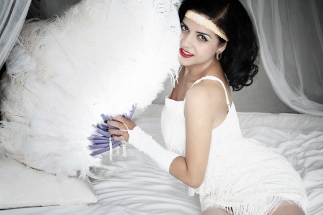 Burleska to złożona sztuka, rekwizyty są jej niezbędnym elementem.