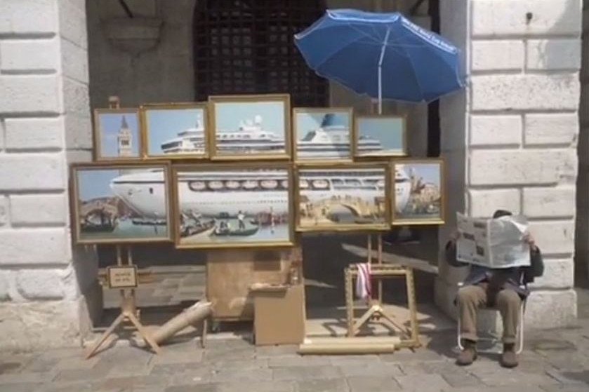 Baksy rozstawił swoje nowe dzieło "Venice in oil" na Placu św. Marka