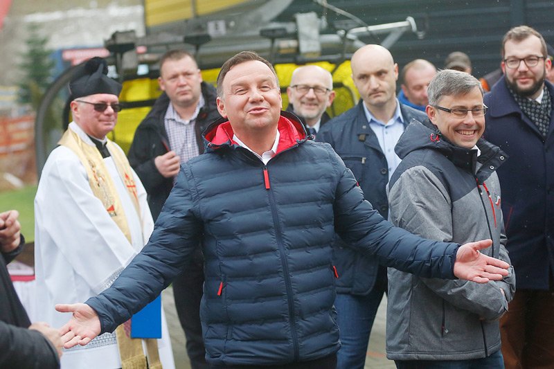 Po wypadzie Andrzeja Dudy do Szczyrku można uznać, iż prezydencki sezon narciarski został otwarty.