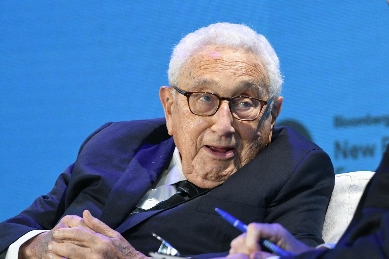 Henry Kissinger uważa, że Ukrainy powinna wrócić do granic z lutego 2022 roku.