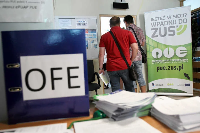 2 mln niezadowolonych z rozbioru OFE to spory kąsek dla opozycji.