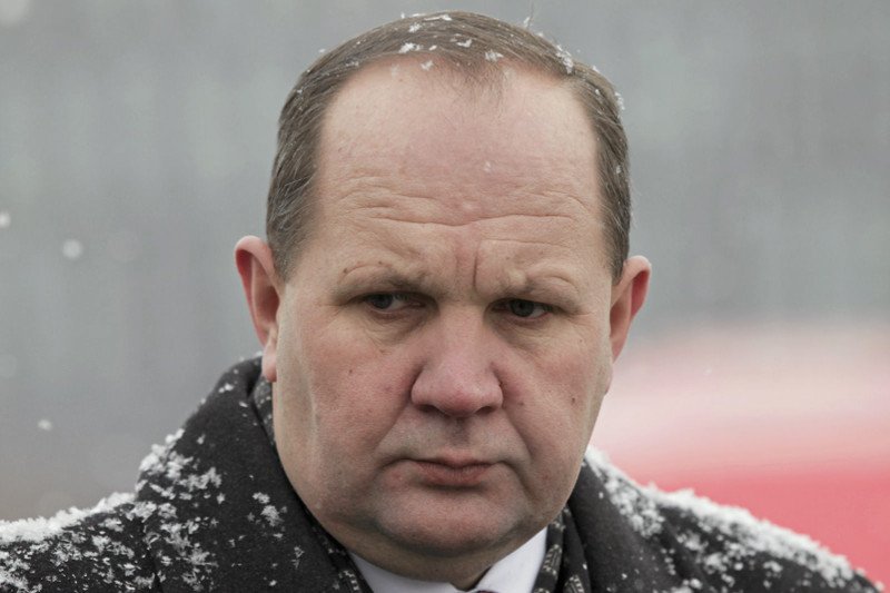 Użytkownicy Twittera snują teorie spiskowe i zastanawiają się, czy wypadek szefa speckomisji to przypadek.