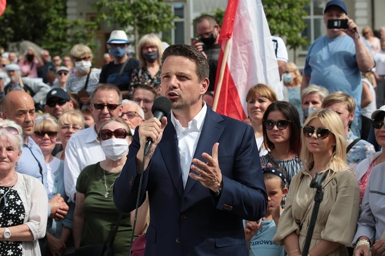 Rafał Trzaskowski chce pojedynku z Andrzejem Dudą.