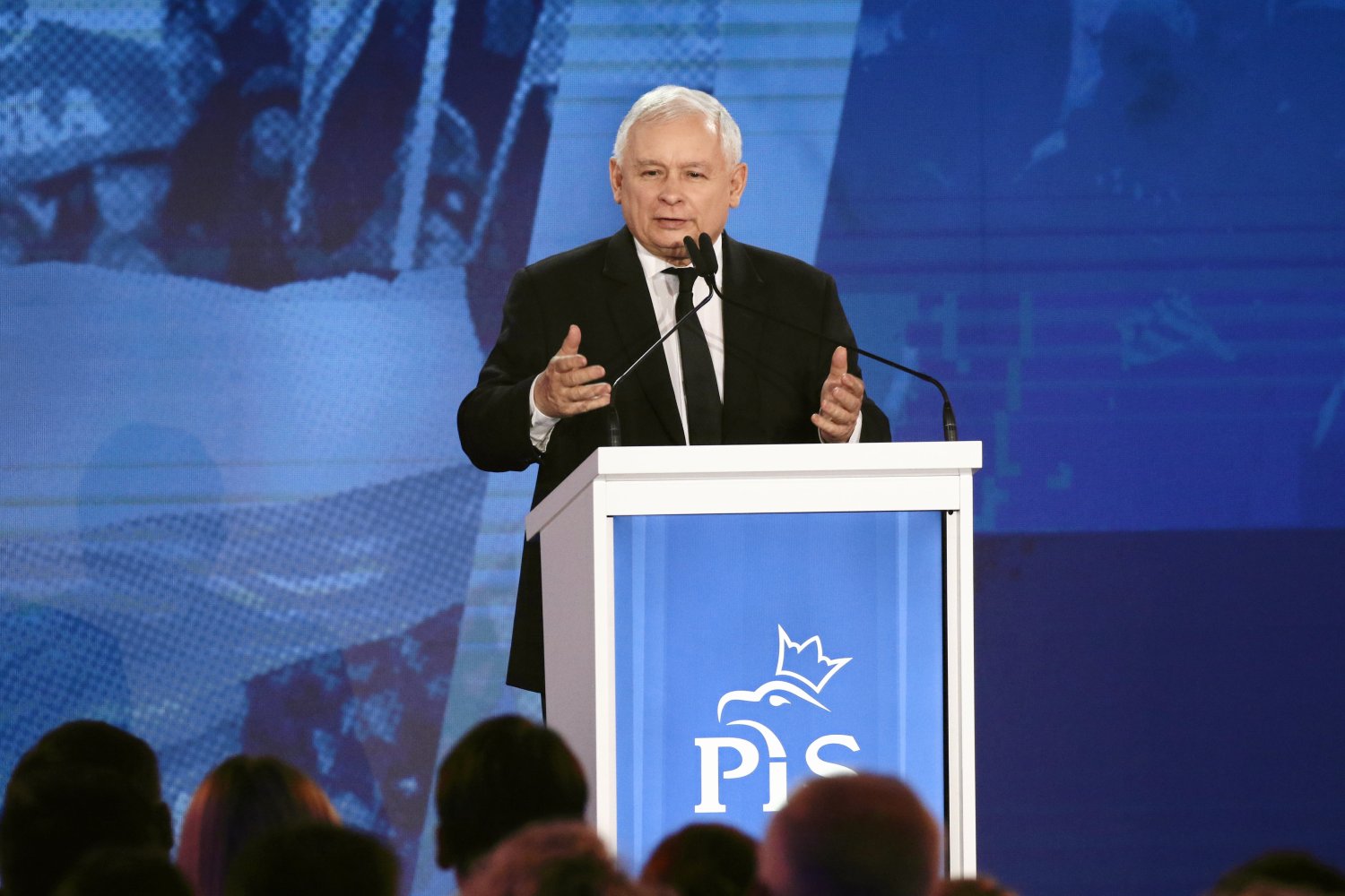 Jarosław Kaczyński powiedział, że zmiany planowane przez PiS są przeznaczone "dla uczciwej części Polaków".