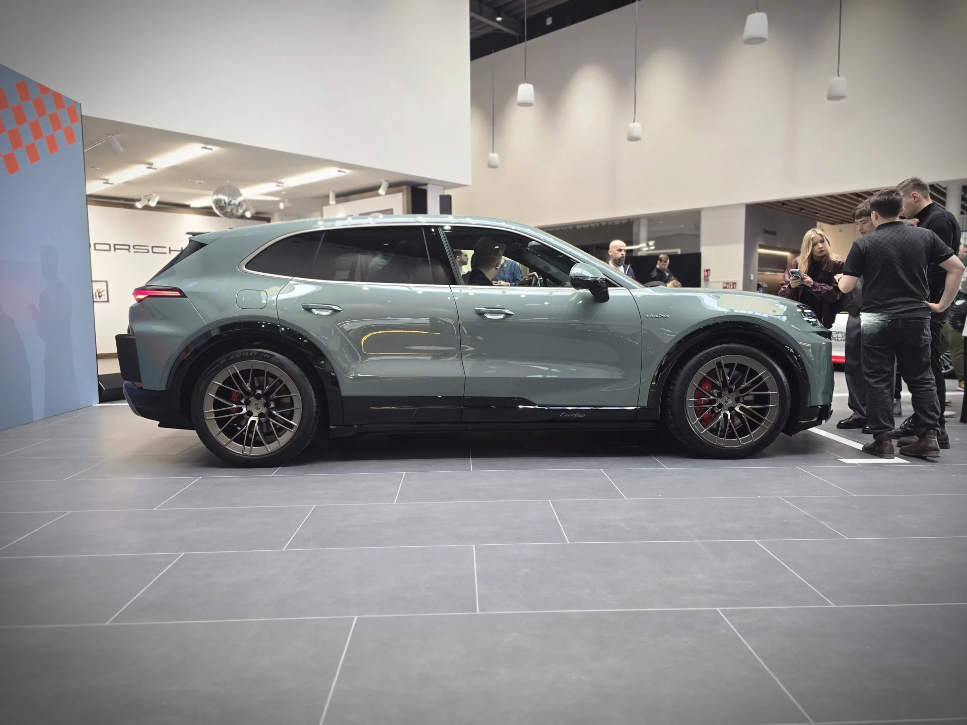 Nowe Porsche Cayenne Electric