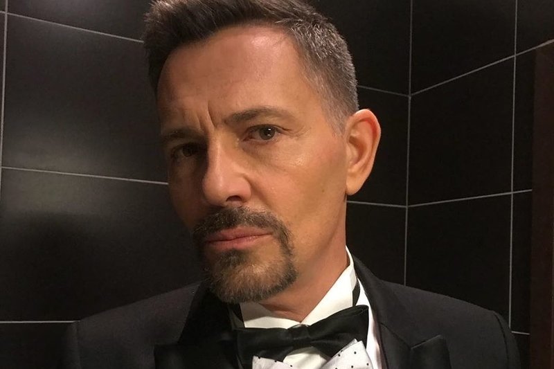 Krzysztof Ibisz ma 54 lata.