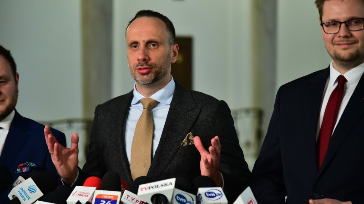 Janusz Kowalski z Solidarnej Polski chce wprowadzenia "ustawy antyrobakowej"