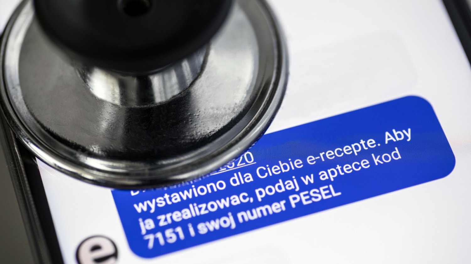 Minister zdrowia zamierza ukrócić e-recepty "na żądanie" jedynie po wypełnieniu ankiety.