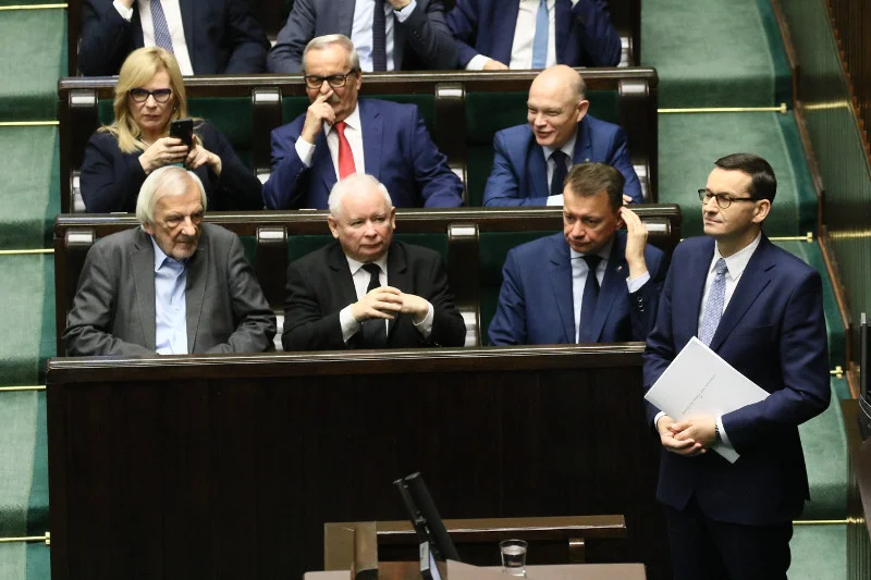 Ziobro spóźnił się na expose premiera.