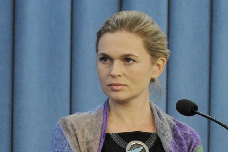 Barbara Nowacka postuluje postawienie w Warszawie pomnika upamiętniającego wszystkie ofiary katastrofy.