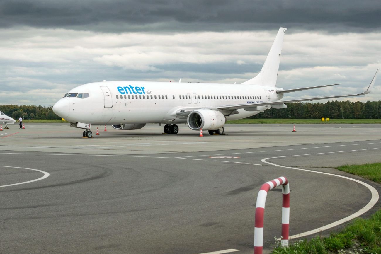 Pasażerowie utknęli w Egipcie. Powód? Alkohol podczas lotu