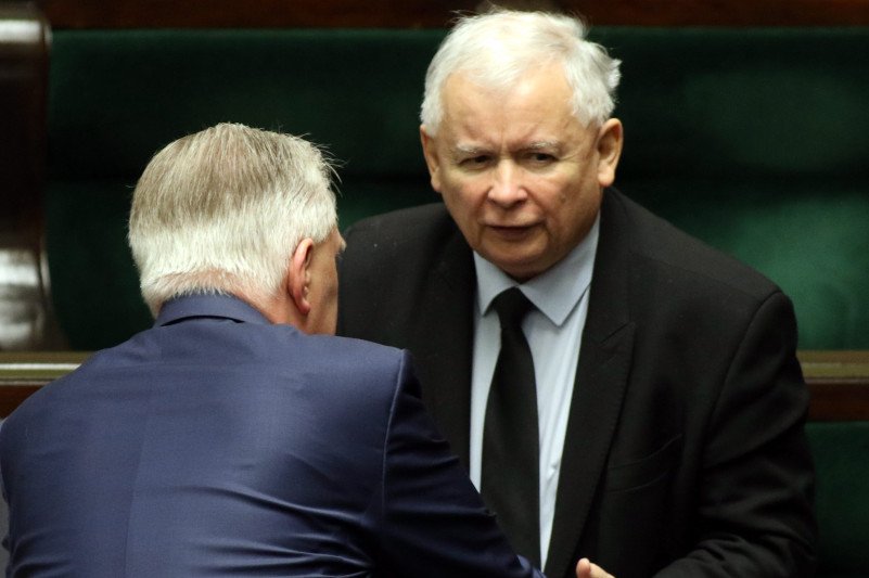 Prezes Izby Kontroli Nadzwyczajnej i Spraw Publicznych jest zdziwiona zapowiedziami Jarosława Kaczyńskiego i Jarosława Gowina.