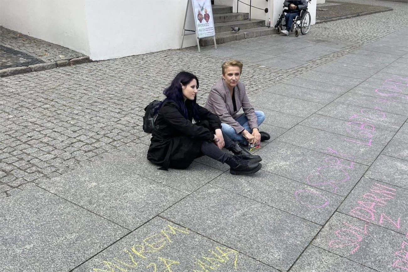 17-letnia Malwina i Joanna Scheuring-Wielgus, która zareagowała ws. interwencji policji