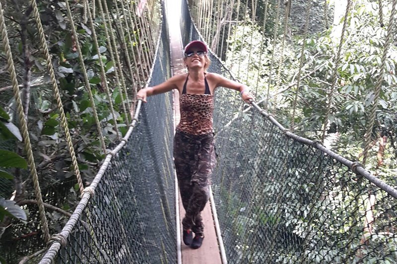 Dominika Sidorowicz udowadnia, że kobieta może samotnie podróżować.