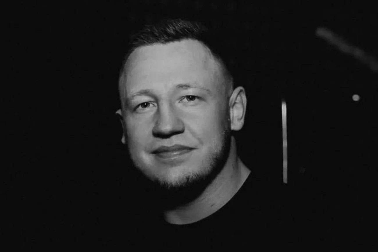 DJ zmarł w drodze po nowo narodzonego syna i partnerkę.