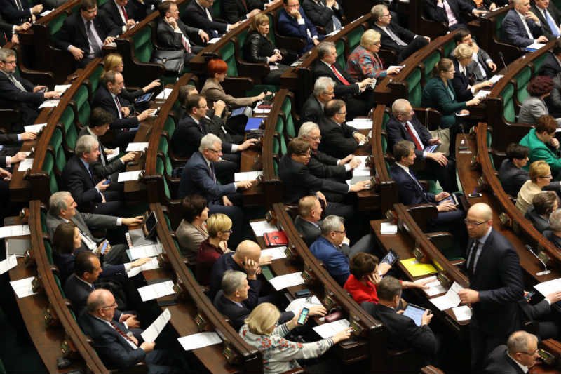 Posłowie nie będą głosować za pomocą tabletów.