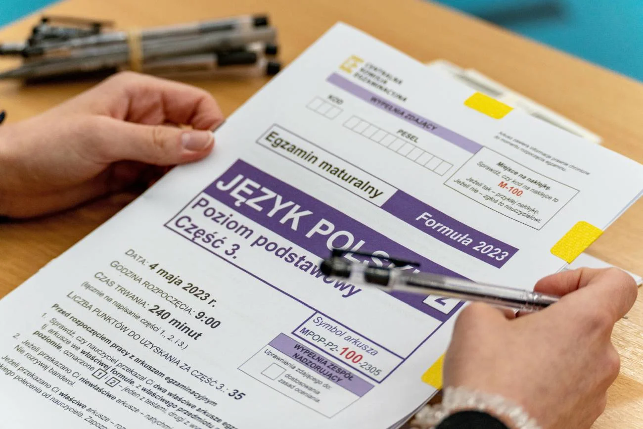 Matura 2025. Odwołał się do "Dziewczyn z Dubaju". Sprawdził w chacie GPT