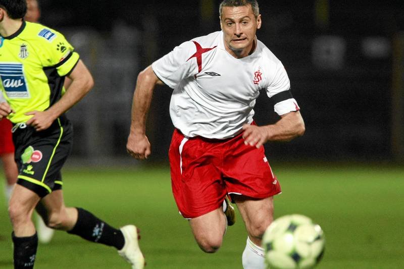 Piotr Świerczewski jako piłkarz błyszczał nie tylko na boisku, ale i przed kamerami.