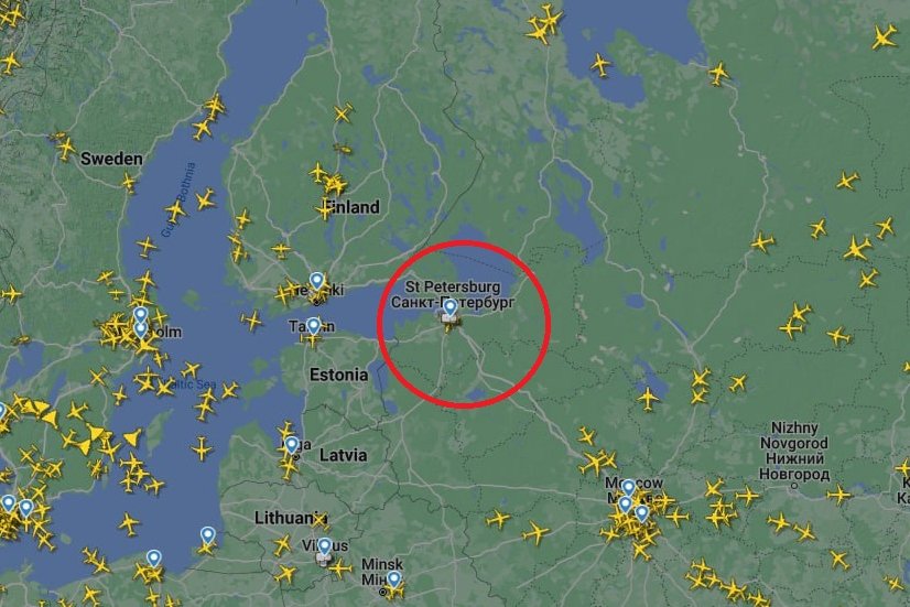 Nad Petersburgiem tymczasowo zamknięto niebo, samoloty są zawracane