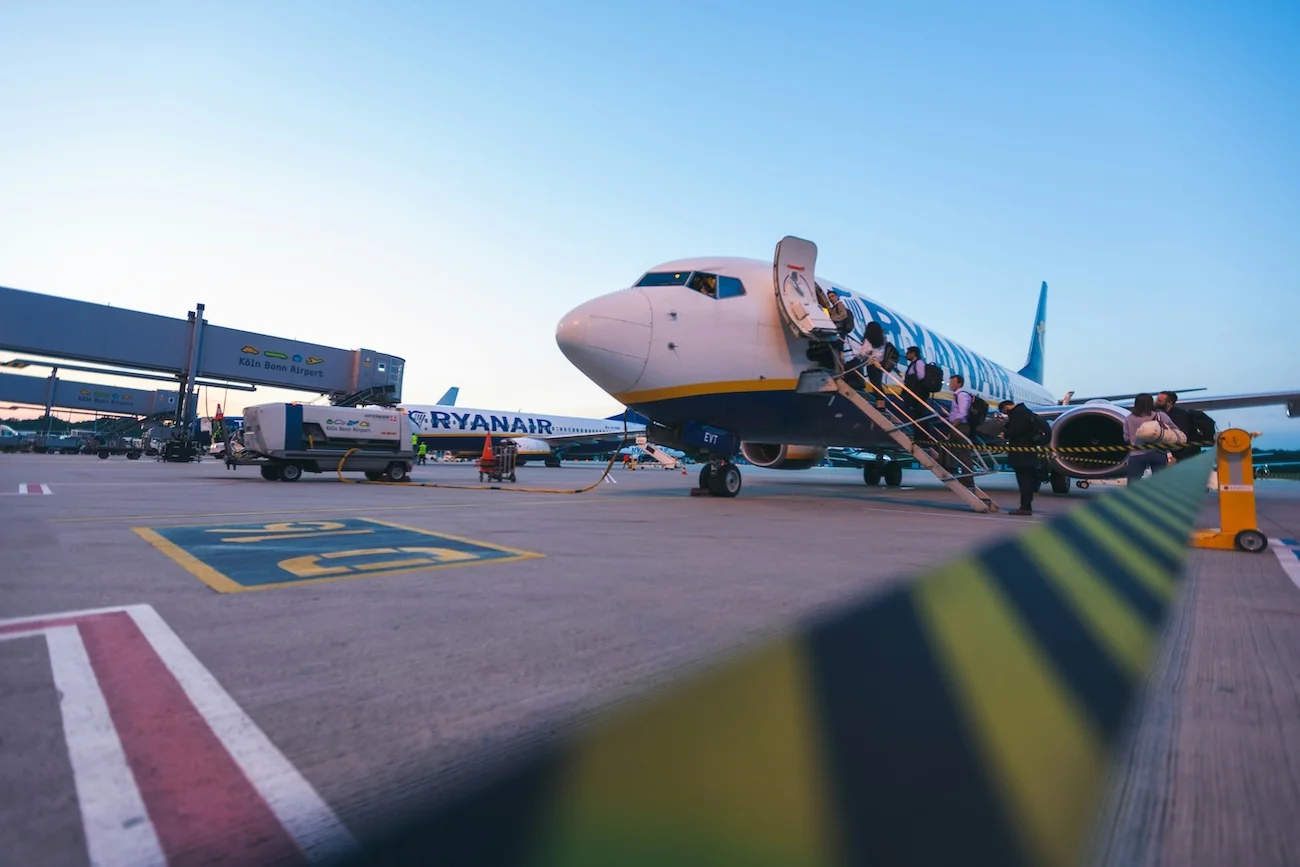 Tak wygląda "dziura" na Bliskim Wschodzie. Cztery kraje zamknęły przestrzeń powietrzną Flightradar24 i loty na Bliski Wschód. Oto sytuacja po ataku na Iran