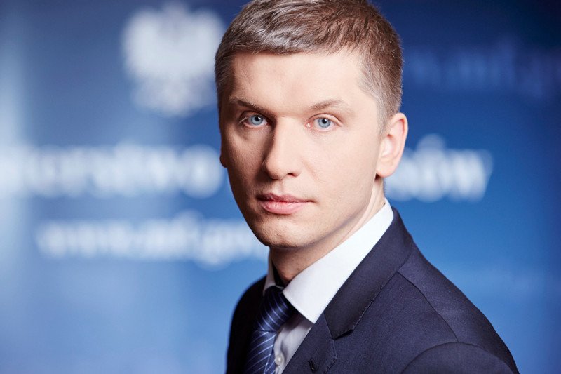 Do tej pory Nowak był wiceministrem finansów, teraz ma zostać szefem w ministerstwie cyfryzacji. Czy wyborcy PiS wiedzą, że to człowiek Komorowskiego?