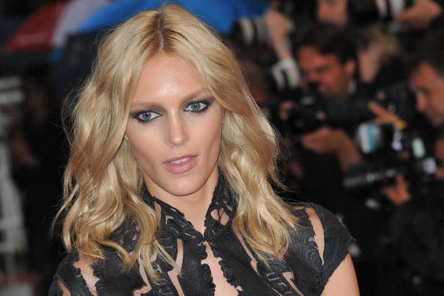 Anja Rubik nie mogła wziąć udziału w manifestacjach, ale swoje poparcie dla kobiet w Polsce wyraziła w sieci.