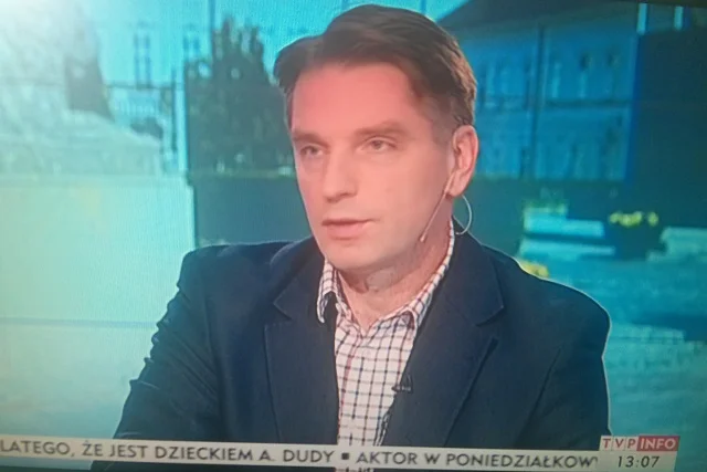 Tomasz Lis przeprosił Kingę Dudę przed kamerami stacji TVP Info
