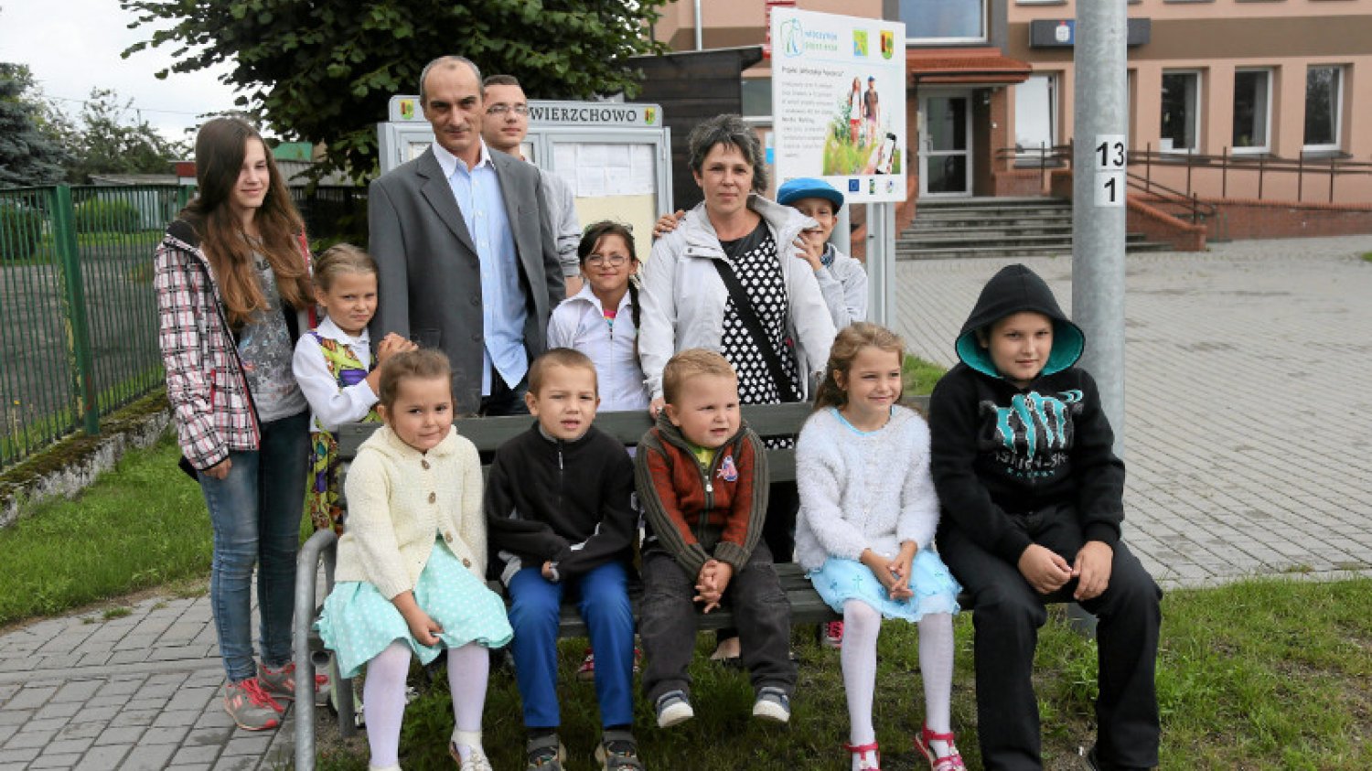 Państwo Artur i Agnieszka Mejer z zachodniopomorskiego Wierzchowa mają 13 dzieci. Jedenaścioro z nich to beneficjenci 500+.