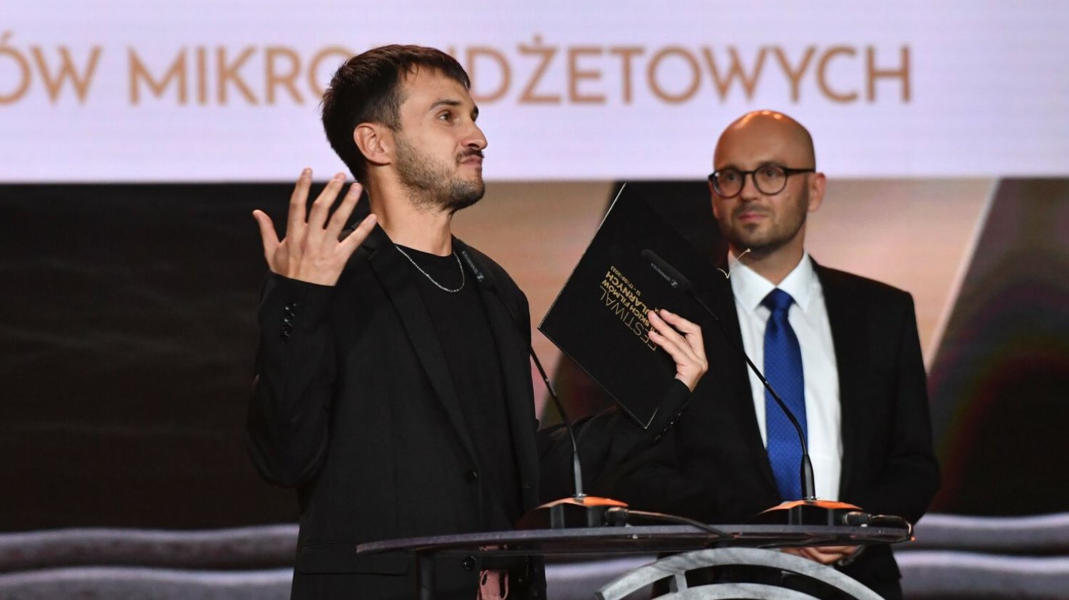 47. FPFF w Gdyni. Po przemówieniu Kamila Krawczyckiego na twarzach ludzi z TVP było widać zakłopotanie.