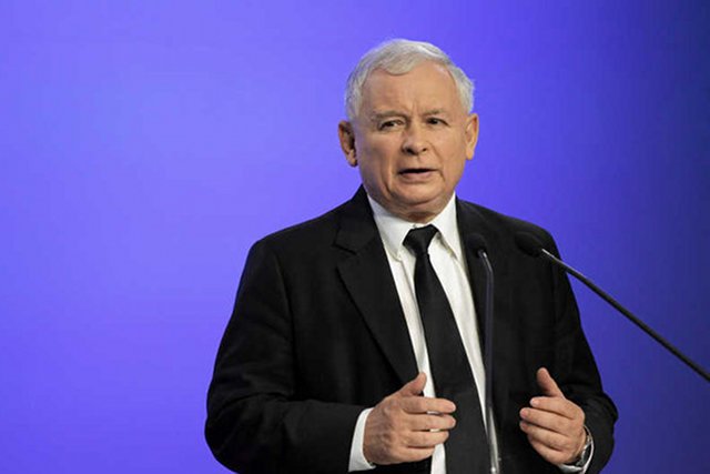 Jarosław Kaczyński za priorytet współczesnej Polski stawia wyjaśnienie katastrofy smoleńskiej.