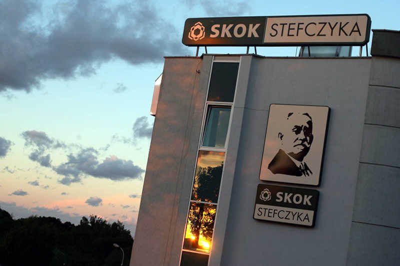 SKOK Stefczyka dostał 1,3 miliona złotych kary za wprowadzanie klientów w błąd.