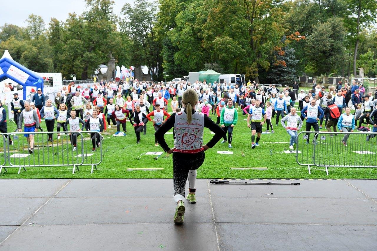 21. Bieg po Nowe Życie powraca do miejsca szczególnie lubianego nie tylko przez warszawiaków. Sztafetowy marsz nordic walking rozpocznie się 10 września o 12:00 na terenie Muzeum Pałacu Króla Jana III w Wilanowie