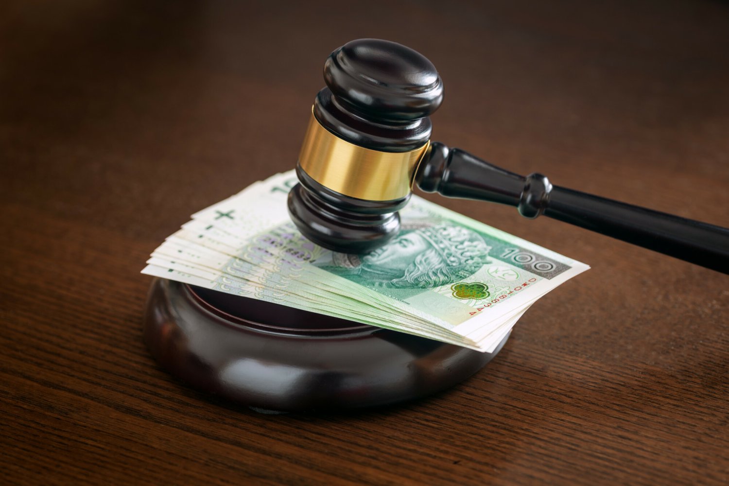 Jak uzyskać zachowek? W naTemat.pl wyjaśniamy najważniejsze zasady takiej walki o spadek przez osoby pominięte w testamencie. Jak uzyskać zachowek? W naTemat.pl wyjaśniamy najważniejsze zasady takiej walki o spadek przez osoby pominięte w testamencie.