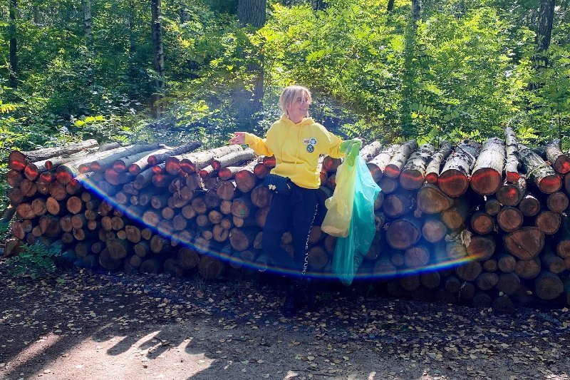 Tegoroczna Akcja Sprzątanie Świata – Polska odbyła się pod hasłem "Plastik? Rezygnuję. Redukuję. Segreguję". W inicjatywę sprzątania lasów z plastikowych odpadów włączyła się marka Lipton Ice Tea, organizując zbieranie śmieci z Parku Kampinoskiego