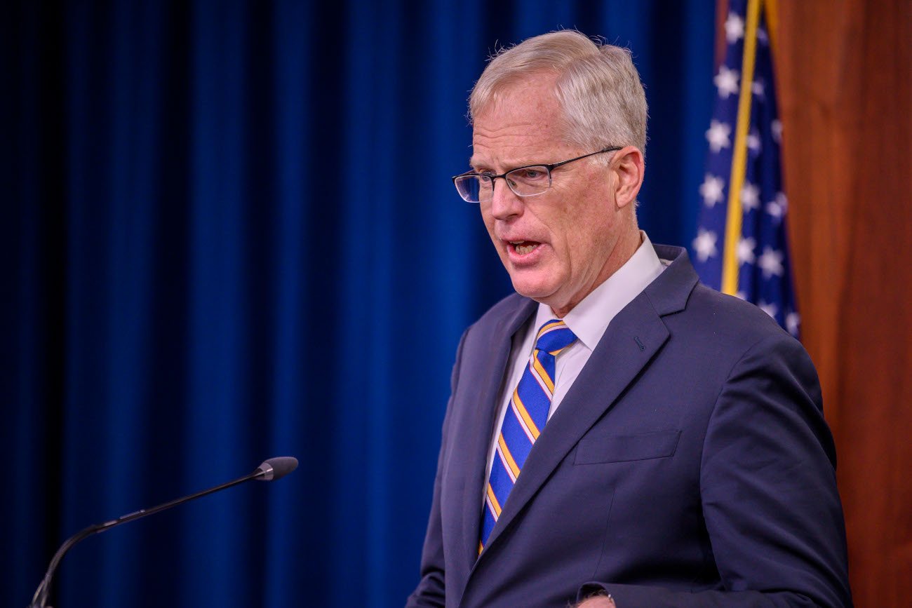 Christopher C, Miller pełnił obowiązki sekretarza obrony USA od 9.11.2020 do 21.01.2021.