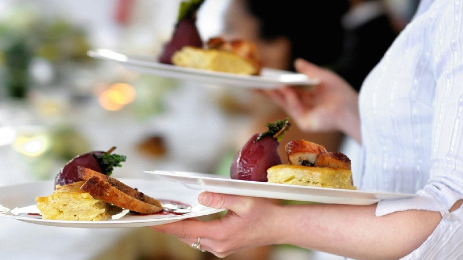 Nie smakuje ci obiad w restauracji? Nie wstydź się, tylko je oddaj. W USA dostałbyś drugą porcję za darmo