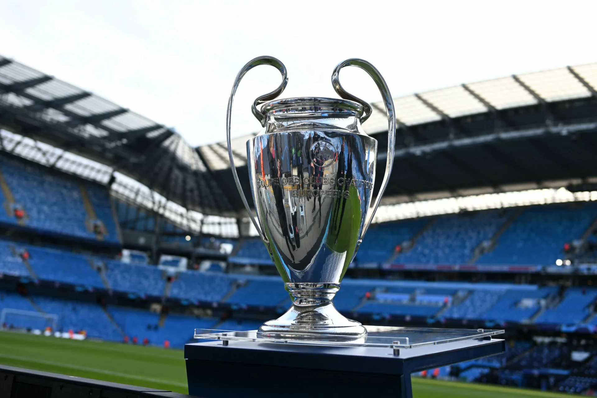 Liga Mistrzów została przez UEFA zreformowana tak, że będzie bardziej przypominać Superligę